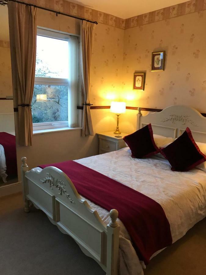 Bed and Breakfast Brook House Бродвей Екстер'єр фото